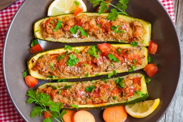 red pepper artichoke stuffed zucchini